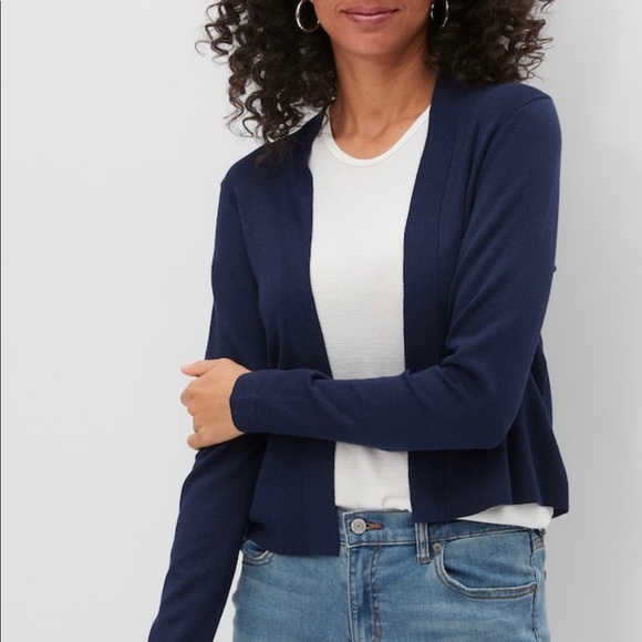 Sweaters - Navy blue cardigan with pockets 💙